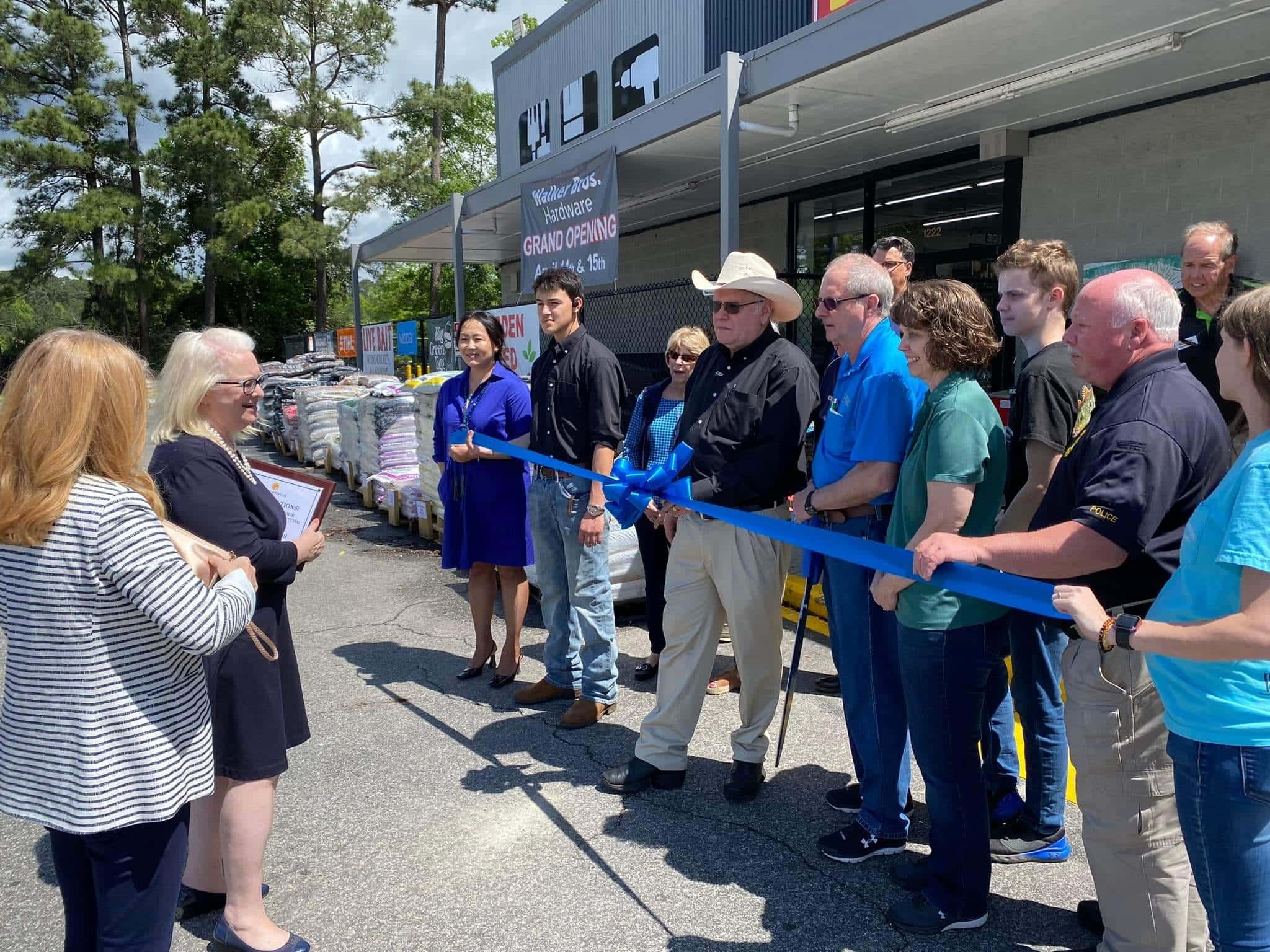 Walker Brothers Hardware Celebrated Grand Opening Event Cutting Edge