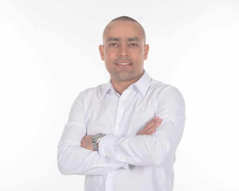 Ronald-Guzman (1)